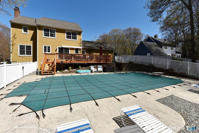 31 North Maple Street, East Hampton, CT 06424