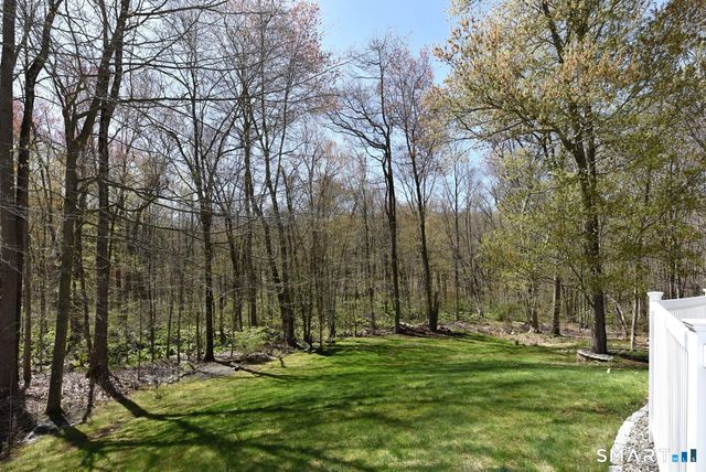 31 North Maple Street, East Hampton, CT 06424