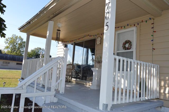 705 Princeton Avenue, Lansing, MI 48915