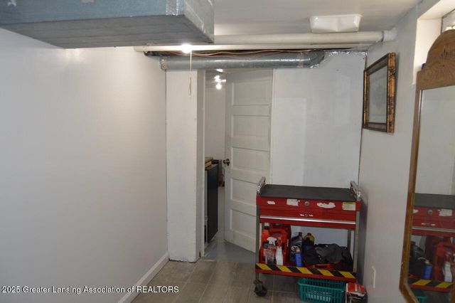 705 Princeton Avenue, Lansing, MI 48915