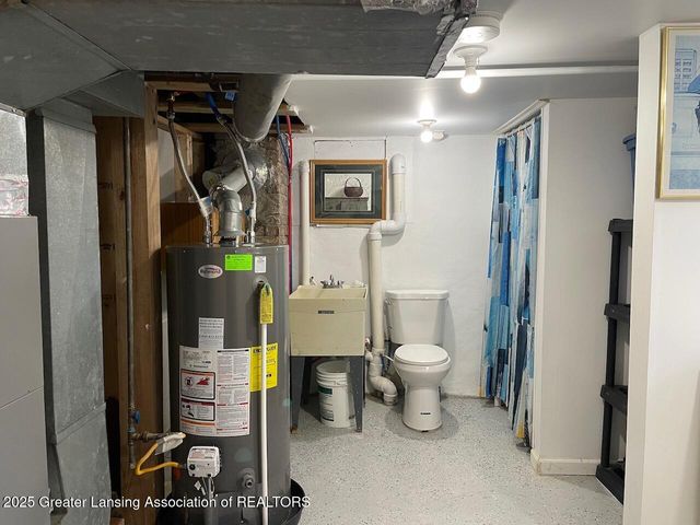 705 Princeton Avenue, Lansing, MI 48915