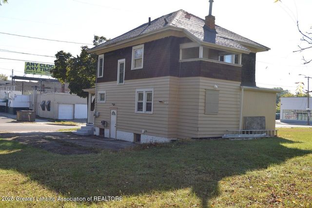 705 Princeton Avenue, Lansing, MI 48915