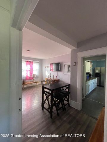 705 Princeton Avenue, Lansing, MI 48915