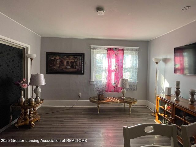 705 Princeton Avenue, Lansing, MI 48915