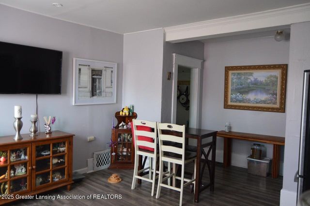 705 Princeton Avenue, Lansing, MI 48915