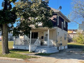 705 Princeton Avenue, Lansing, MI 48915