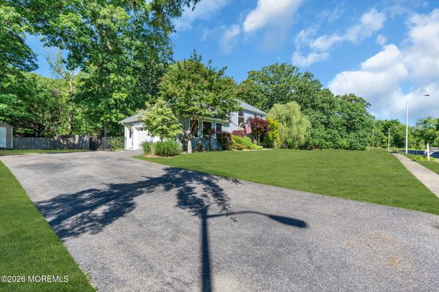 804 Wellington Drive, Brick, NJ 08724