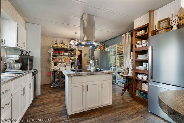 1705 Lincoln Trail, Van Buren, AR 72956