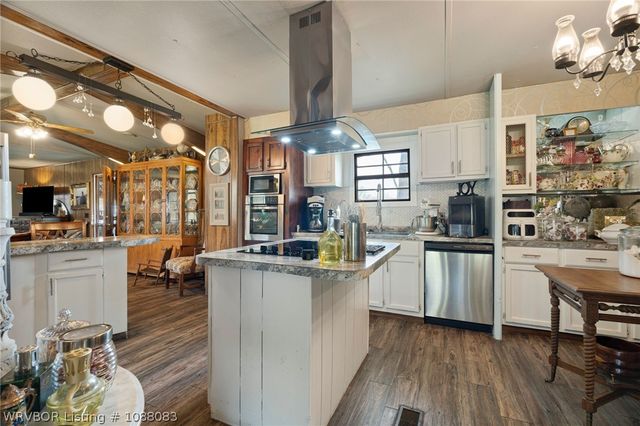 1705 Lincoln Trail, Van Buren, AR 72956