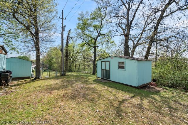 1705 Lincoln Trail, Van Buren, AR 72956