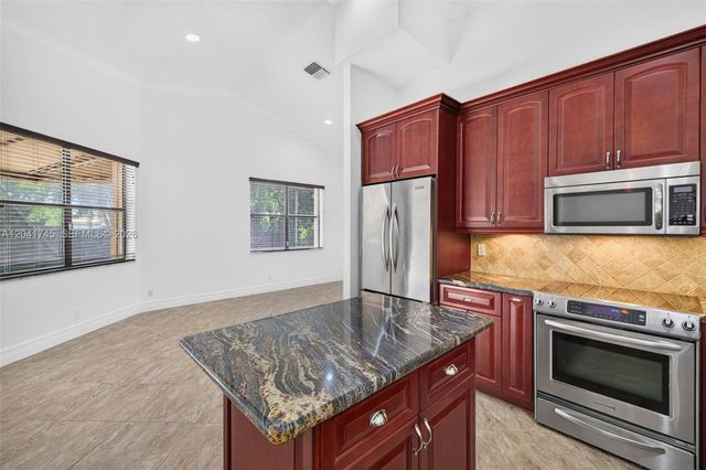 1380 NW 103rd Terrace, Plantation, FL 33322