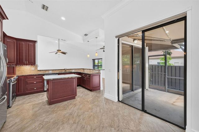 1380 NW 103rd Terrace, Plantation, FL 33322