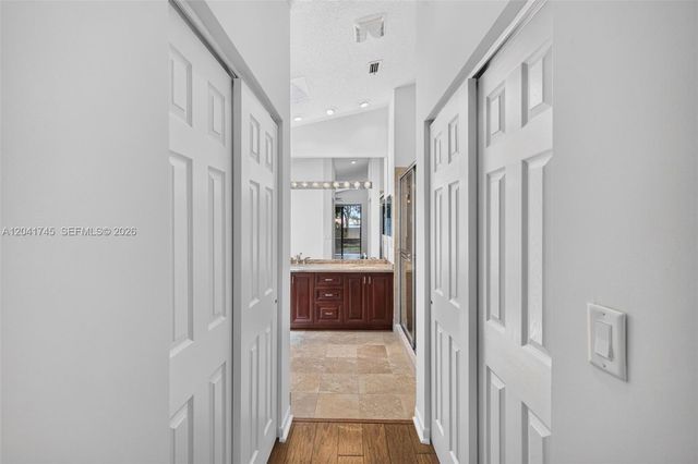 1380 NW 103rd Terrace, Plantation, FL 33322