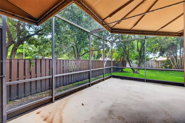 1380 NW 103rd Terrace, Plantation, FL 33322