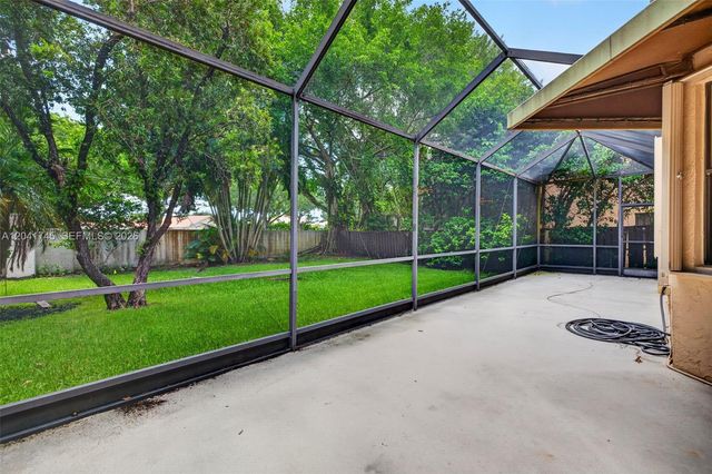 1380 NW 103rd Terrace, Plantation, FL 33322