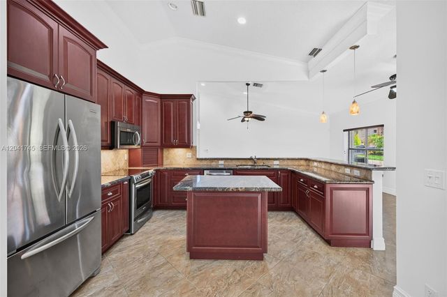 1380 NW 103rd Terrace, Plantation, FL 33322