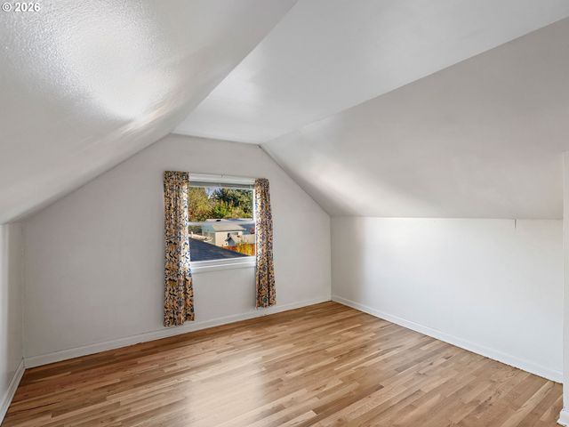 204 Ne 114TH Ave, Portland, OR 97220