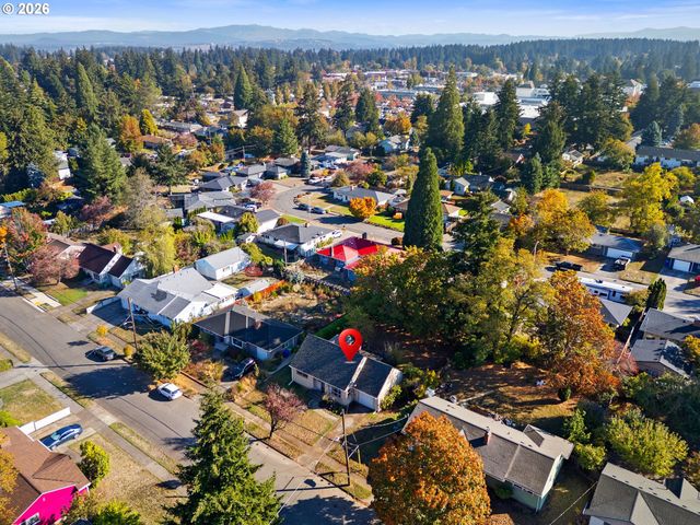 204 Ne 114TH Ave, Portland, OR 97220