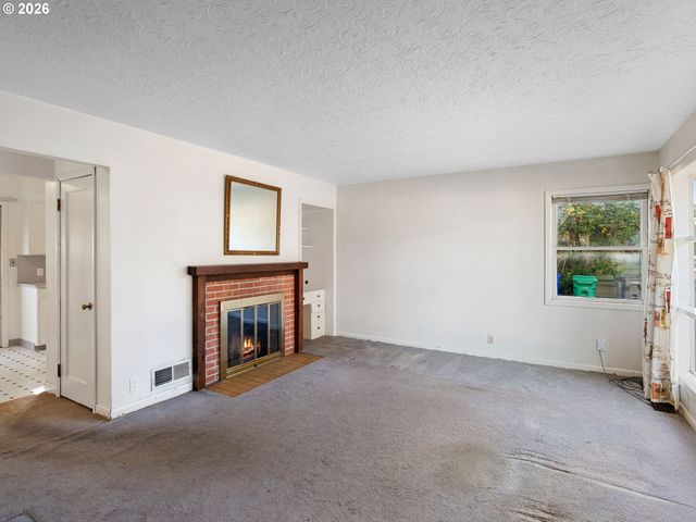 204 Ne 114TH Ave, Portland, OR 97220
