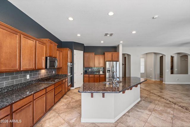 18426 W CHERYL Drive, Waddell, AZ 85355