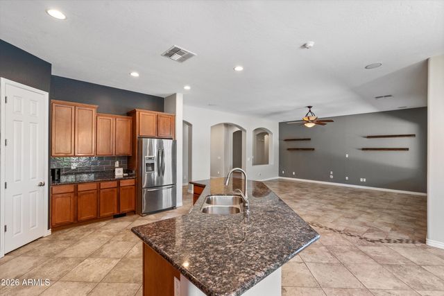 18426 W CHERYL Drive, Waddell, AZ 85355