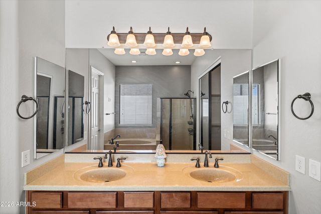 18426 W CHERYL Drive, Waddell, AZ 85355