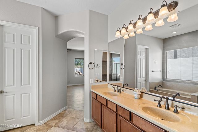 18426 W CHERYL Drive, Waddell, AZ 85355