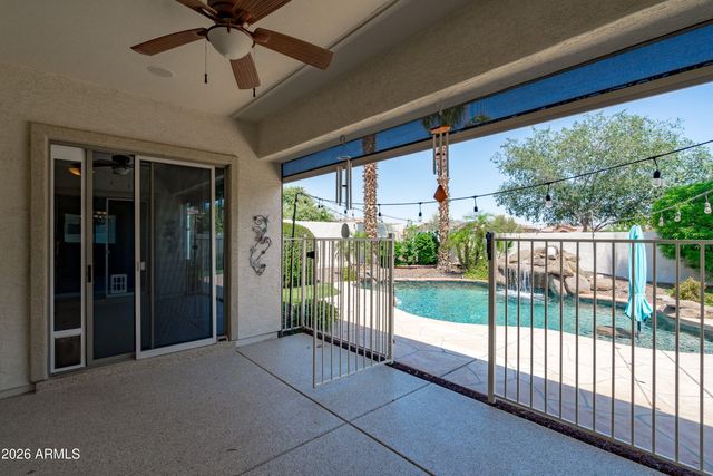 18426 W CHERYL Drive, Waddell, AZ 85355