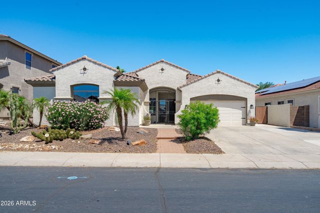 18426 W CHERYL Drive, Waddell, AZ 85355
