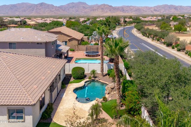 18426 W CHERYL Drive, Waddell, AZ 85355