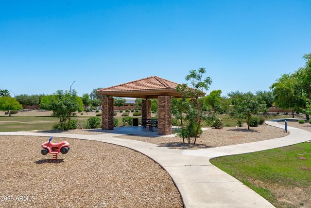 18426 W CHERYL Drive, Waddell, AZ 85355