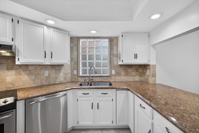 4280 Hazel Avenue C, Palm Beach Gardens, FL 33410