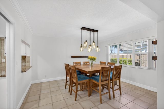 4280 Hazel Avenue C, Palm Beach Gardens, FL 33410