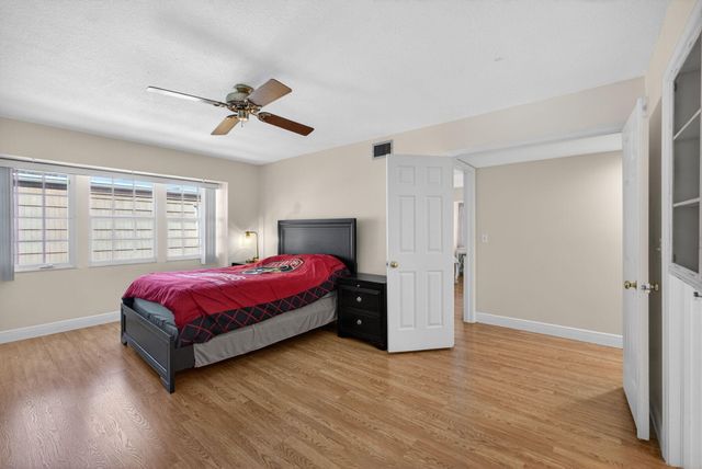 4280 Hazel Avenue C, Palm Beach Gardens, FL 33410