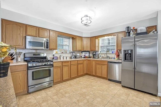 120 Oraton Street, Newark, NJ 07104