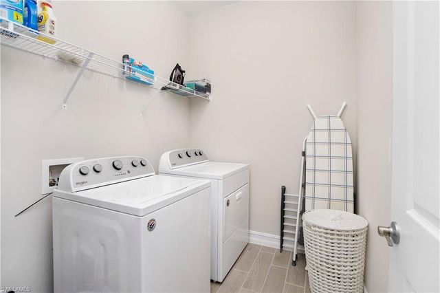 14541 Stern WAY, Naples, FL 34114