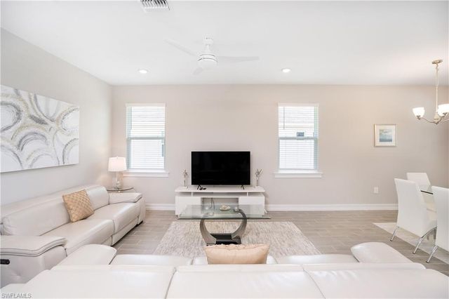 14541 Stern WAY, Naples, FL 34114