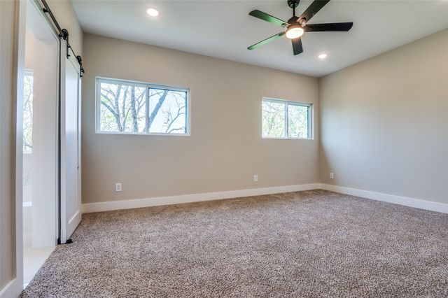 708 Perry Avenue, Waxahachie, TX 75165
