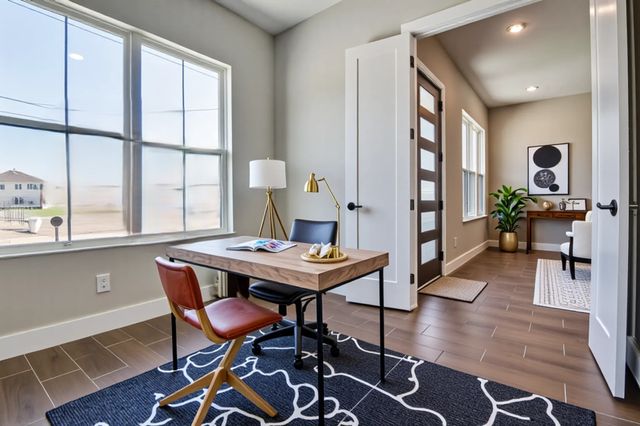 708 Perry Avenue, Waxahachie, TX 75165