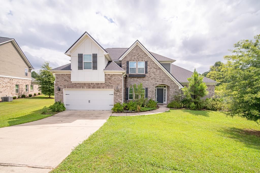 223 Pebblebrook Lane, Columbus, GA 31904