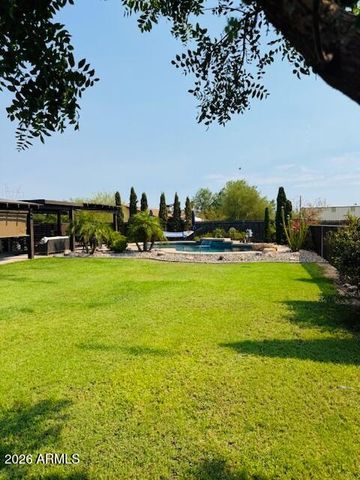 506 N HAWES Road, Mesa, AZ 85207