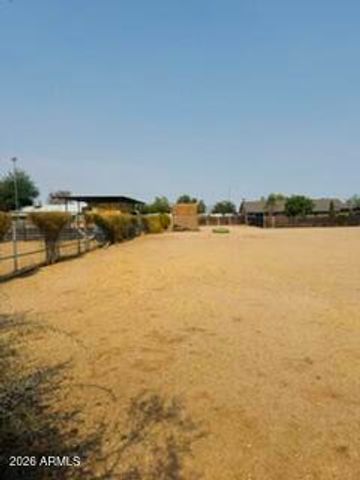 506 N HAWES Road, Mesa, AZ 85207