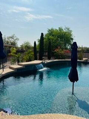 506 N HAWES Road, Mesa, AZ 85207