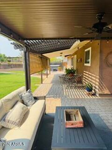 506 N HAWES Road, Mesa, AZ 85207