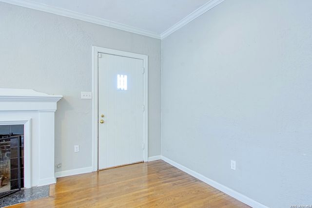 204 Lovera Blvd, San Antonio, TX 78212