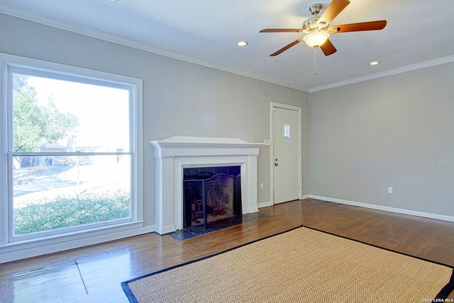 204 Lovera Blvd, San Antonio, TX 78212