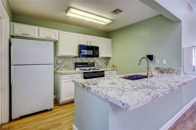 502 Cosmic Star Place, Henderson, NV 89052