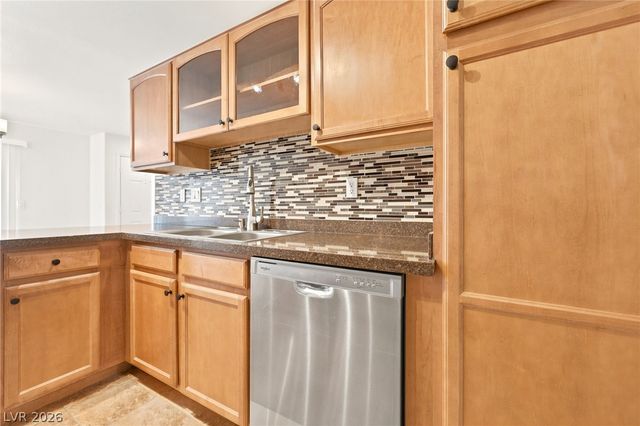 502 Cosmic Star Place, Henderson, NV 89052
