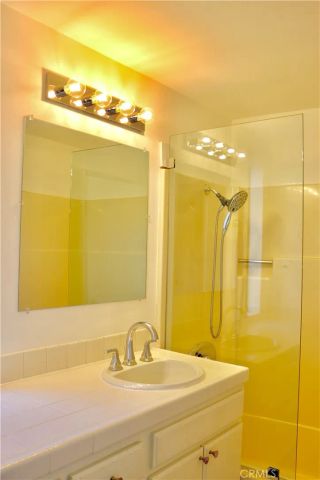 747 E California Boulevard 3, Pasadena, CA 91106