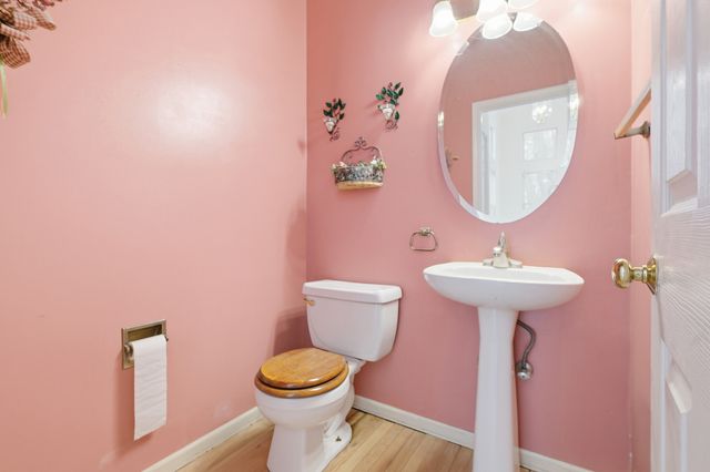 684 N Autumn Circle, Lindenhurst, IL 60046